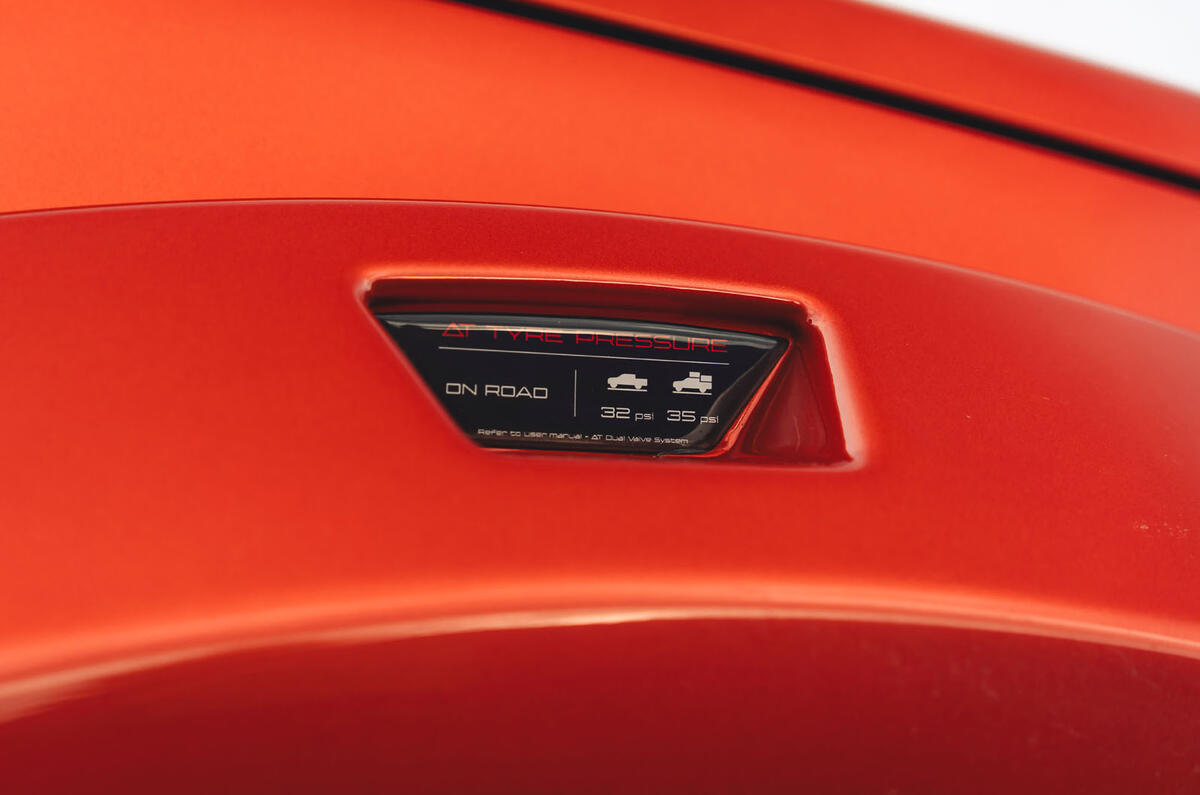 Isuzu D MAX AT35 Arctic Trucks=review 2025 008