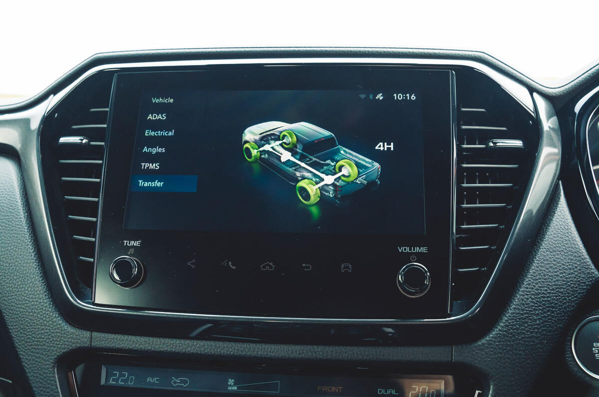 Isuzu D MAX AT35 Arctic Trucks=review 2025 017