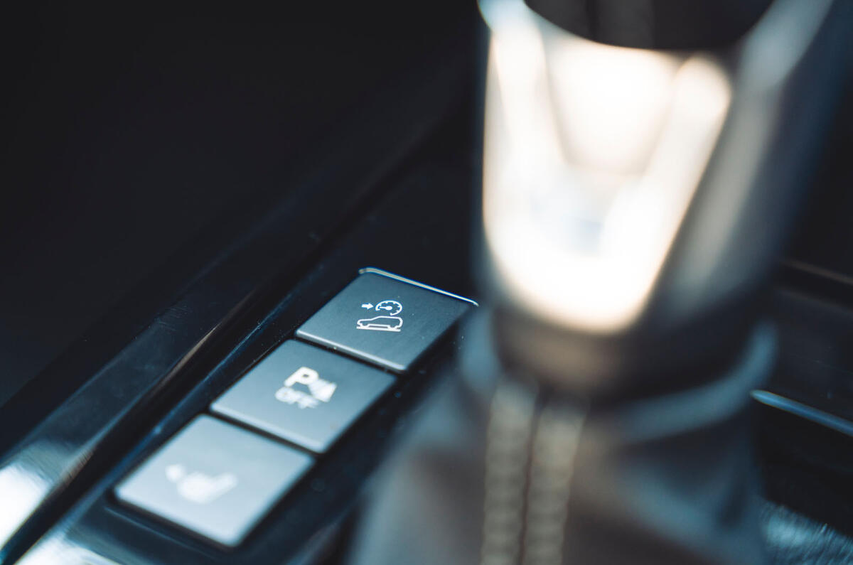 Isuzu D MAX AT35 Arctic Trucks=review 2025 022