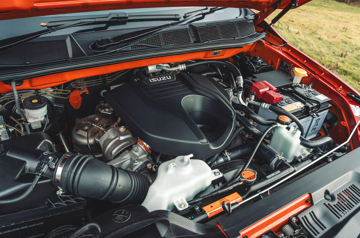 Isuzu D MAX AT35 Arctic Trucks=review 2025 027