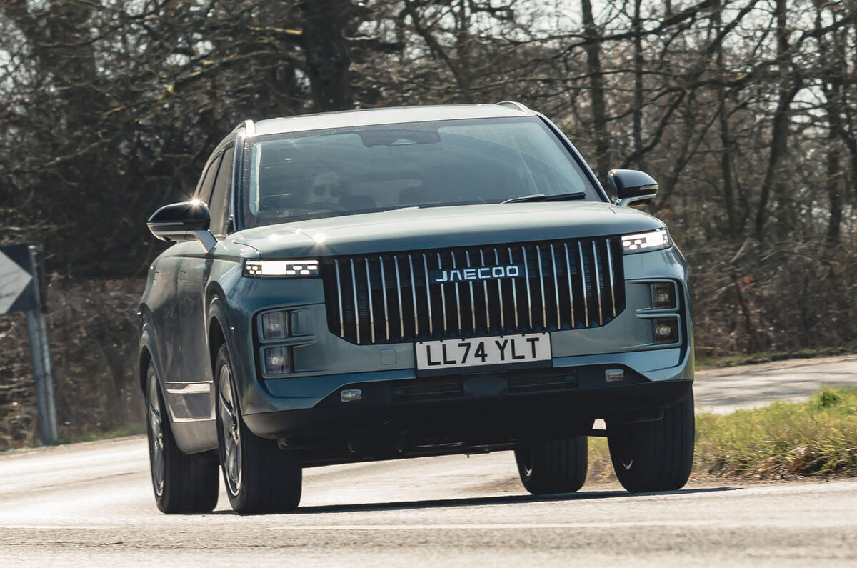 Jaecoo J7 RT 2025 Review front corner 47