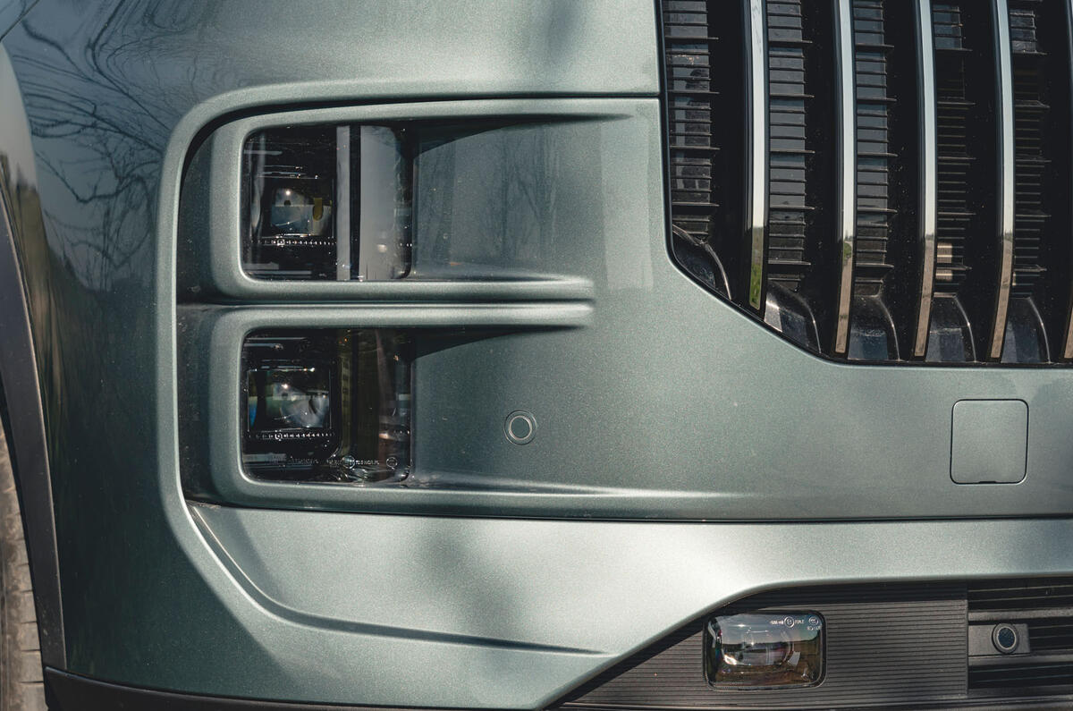 Jaecoo J7 RT 2025 Review projectors 30