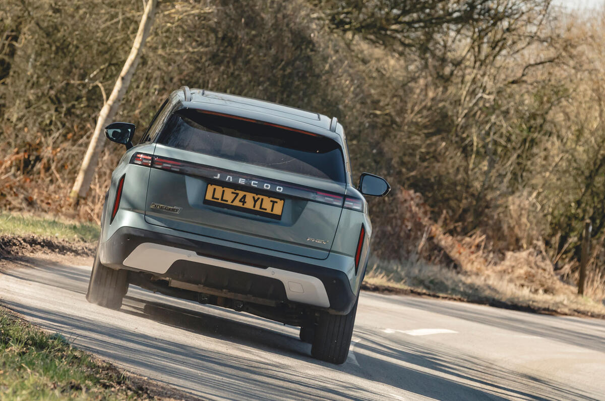 Jaecoo J7 RT 2025 Review rear corner 43