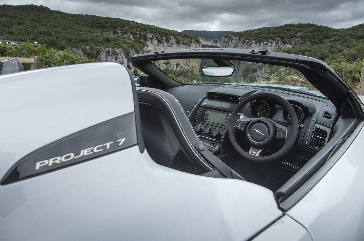 Jaguar F-Type Project 7 interior
