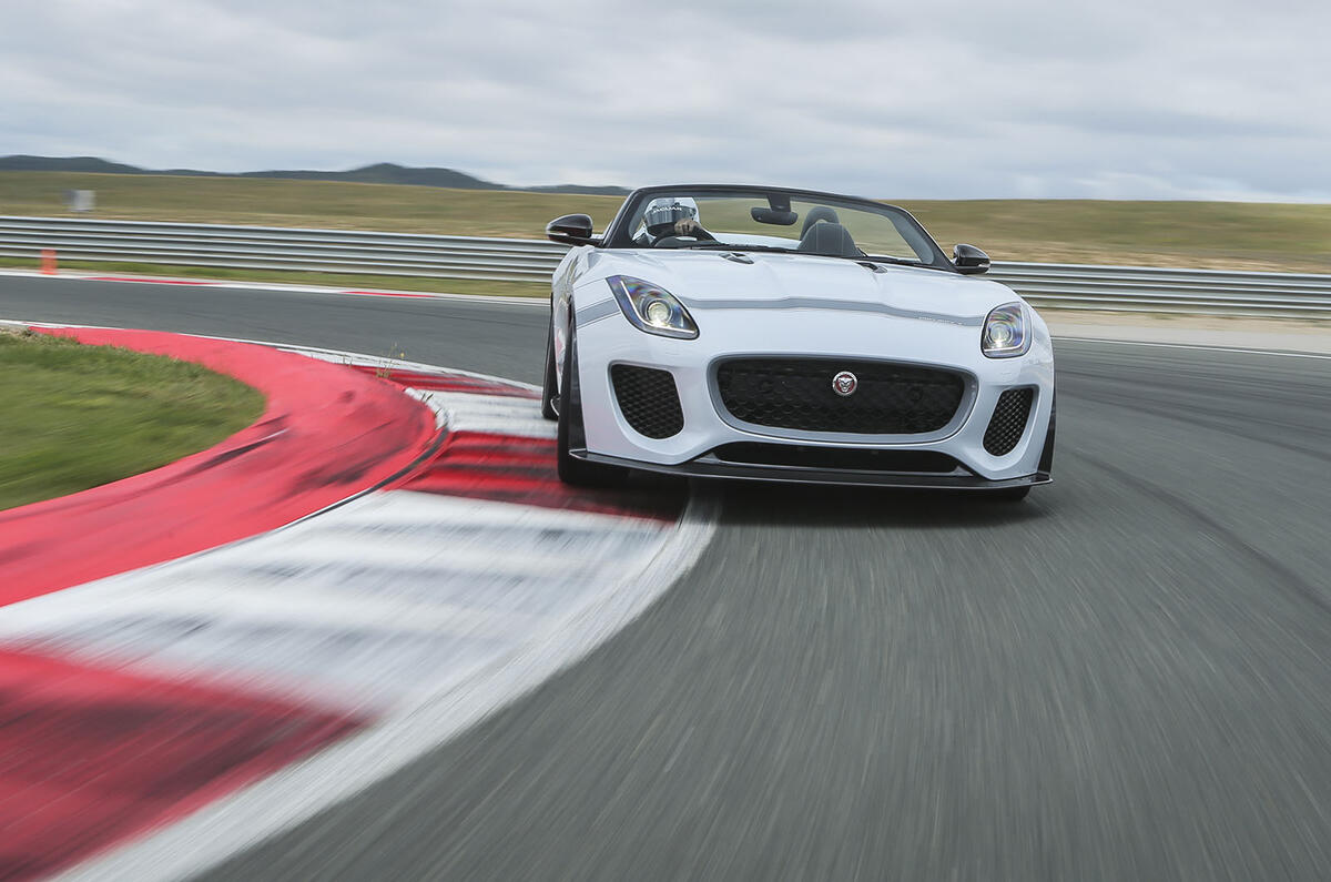 Jaguar F-Type Project 7 cornering