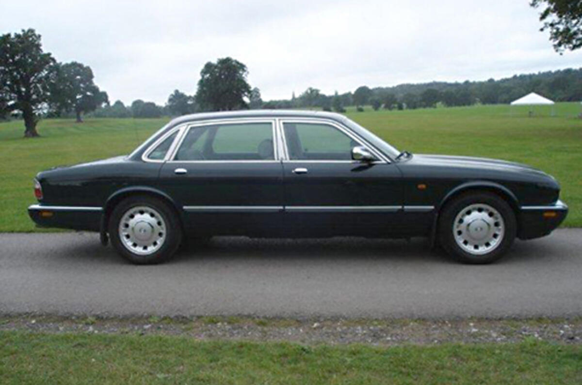 no title Queen's Jaguar Daimler for sale