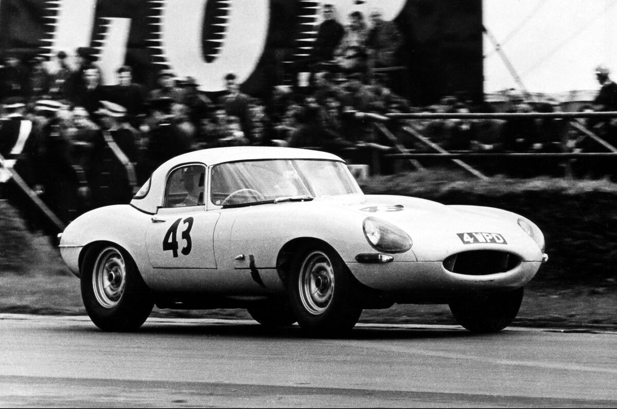 Jaguar to build six new Lightweight E-types