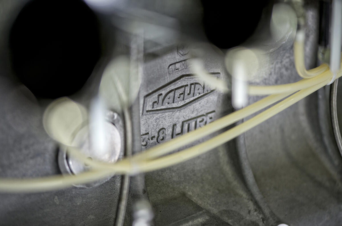 Jaguar to build six new Lightweight E-types