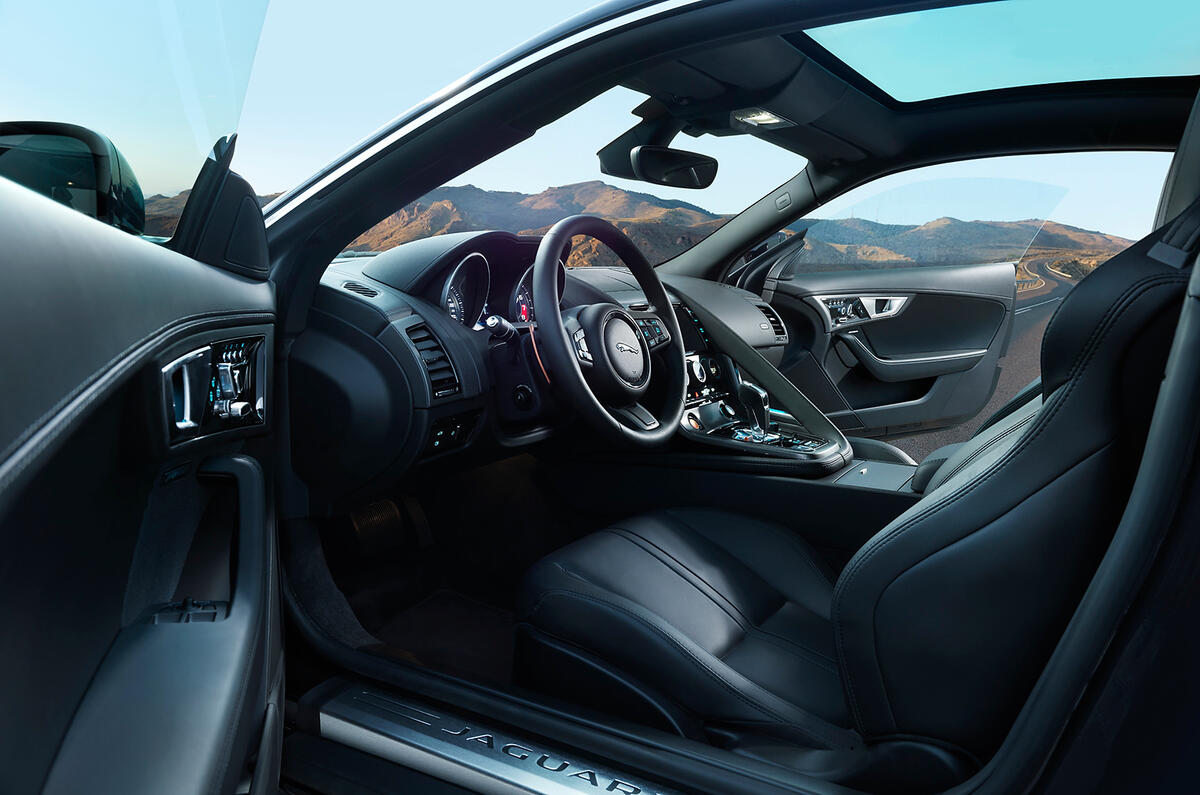 Jaguar confirms manual and AWD options for MY2016 F-type