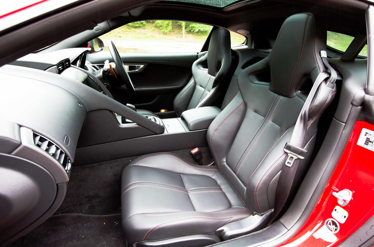 Jaguar F-Type interior