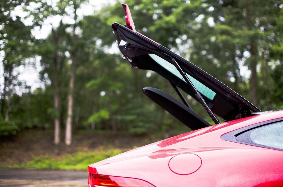Jaguar F-Type boot lid