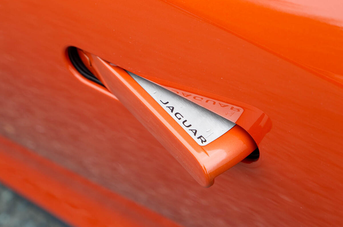 Jaguar F-Type Convertible door handle