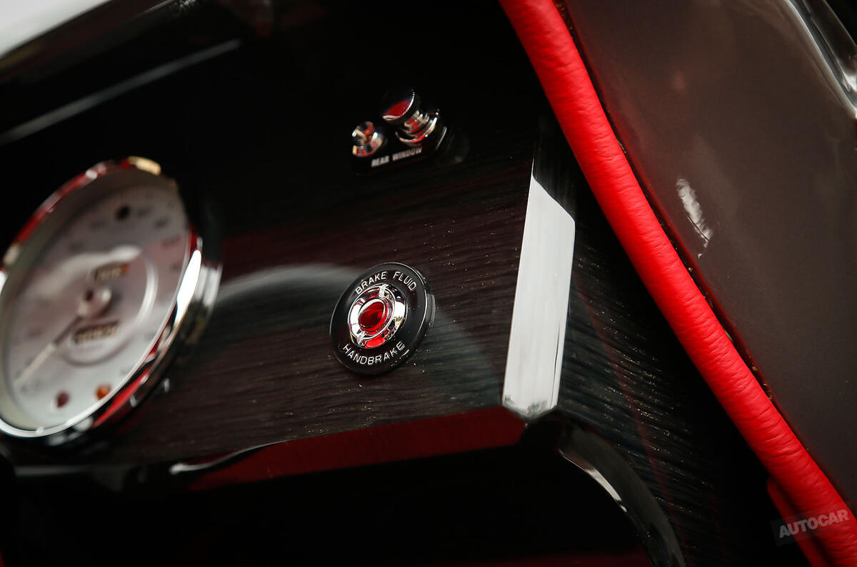 no title Ian Callum’s Jaguar Mark 2 - picture special