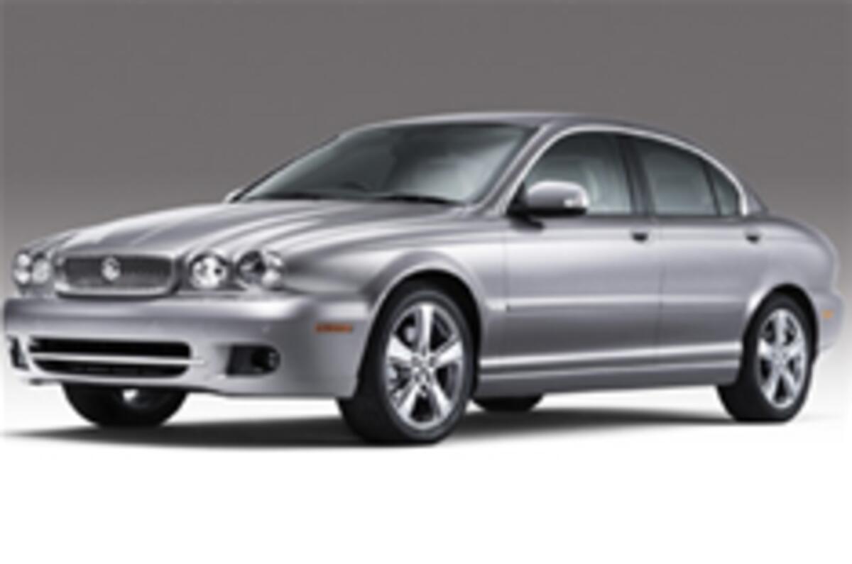 Jaguar X-Type axed