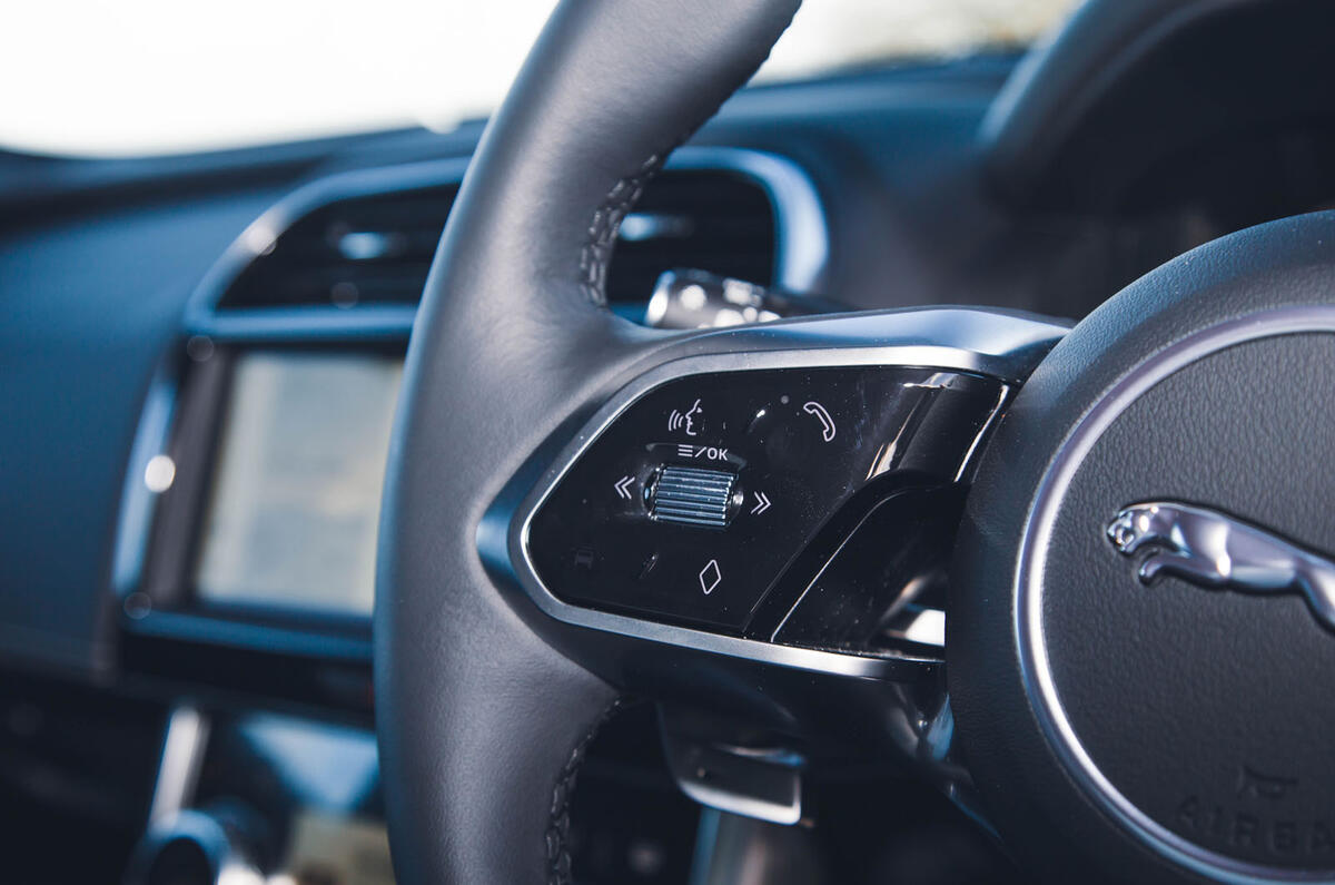 jaguar xe update review 2024 10 steering wheel