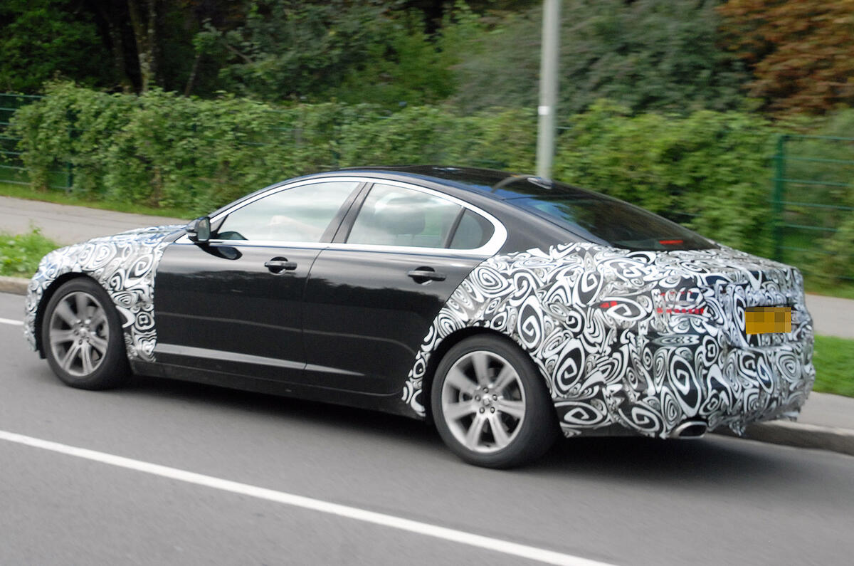 no title Jaguar XF facelift - first pics