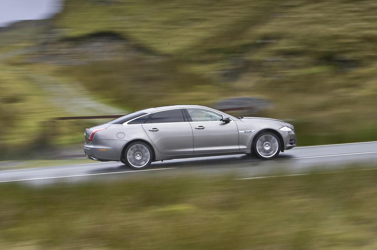 New Jaguar XJ 'on schedule'