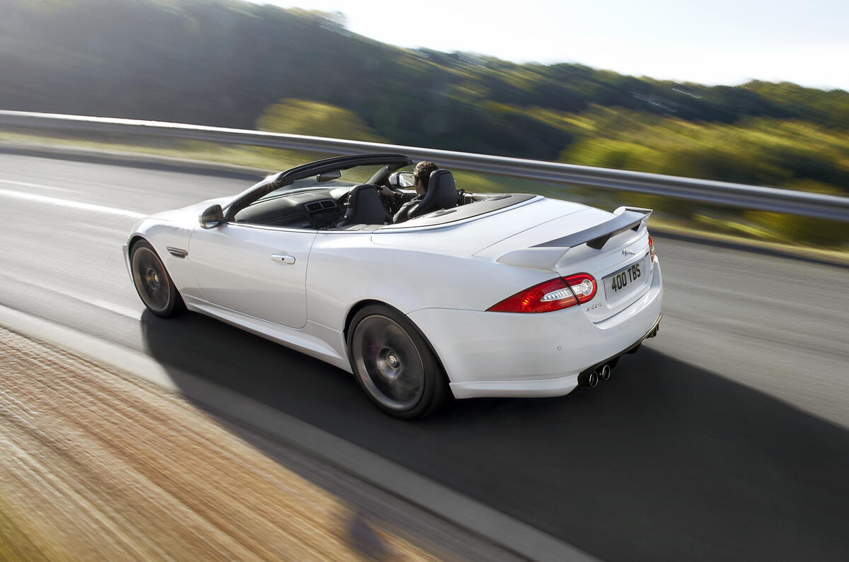 LA show: Jaguar XKR-S cabriolet