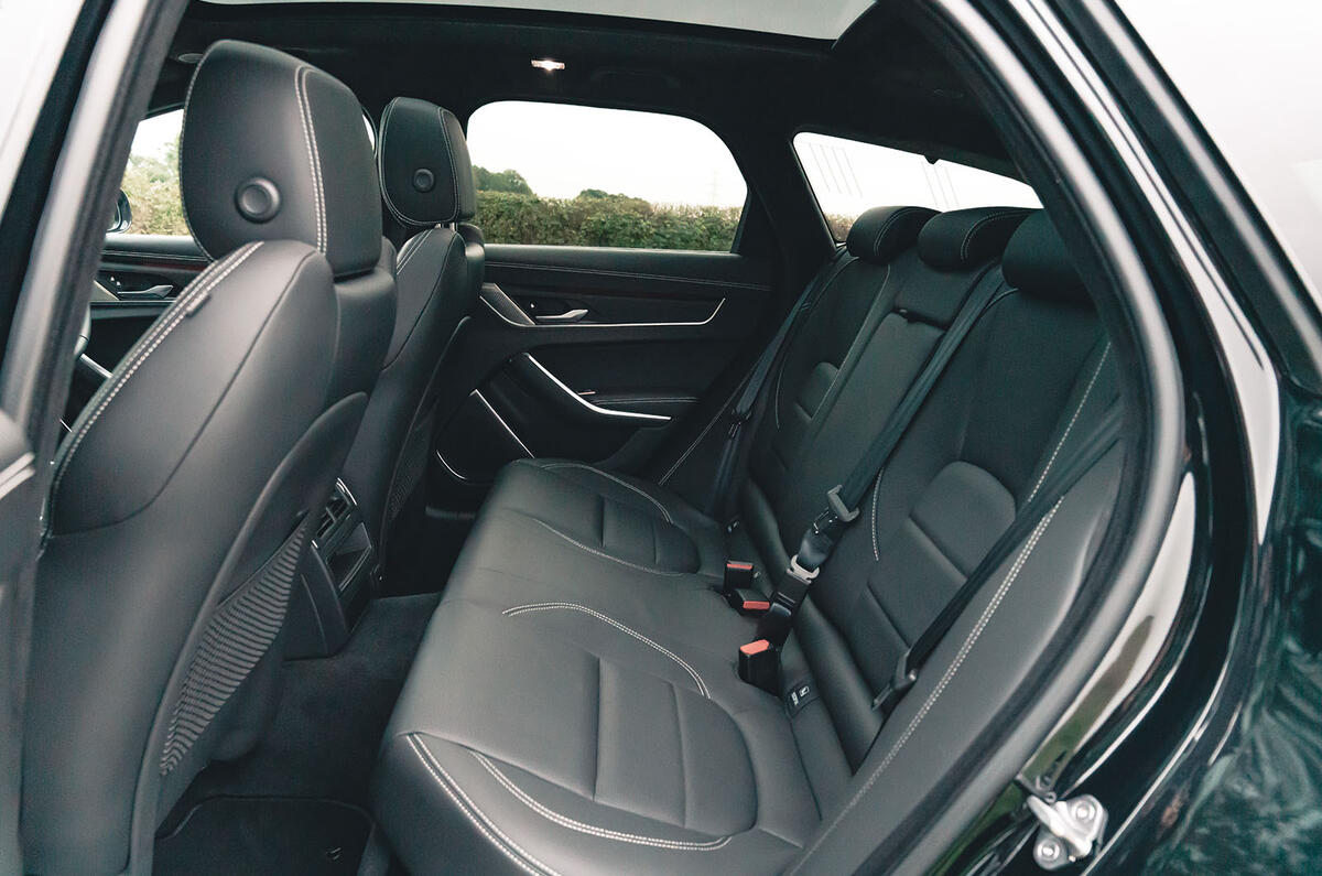 Jaguar XF Sportbrake rear seats Jaguar XF Sportbrake rear seats