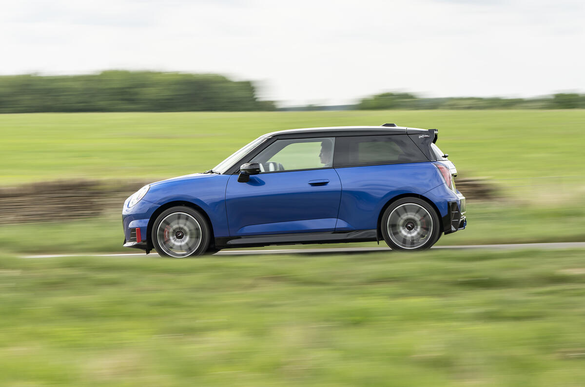 jcw mini 002 jcw mini 002