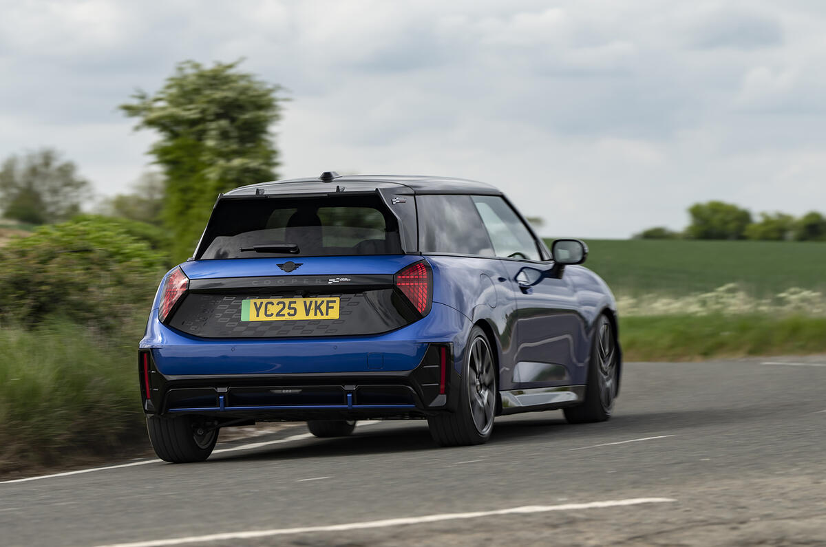 jcw mini 004 jcw mini 004