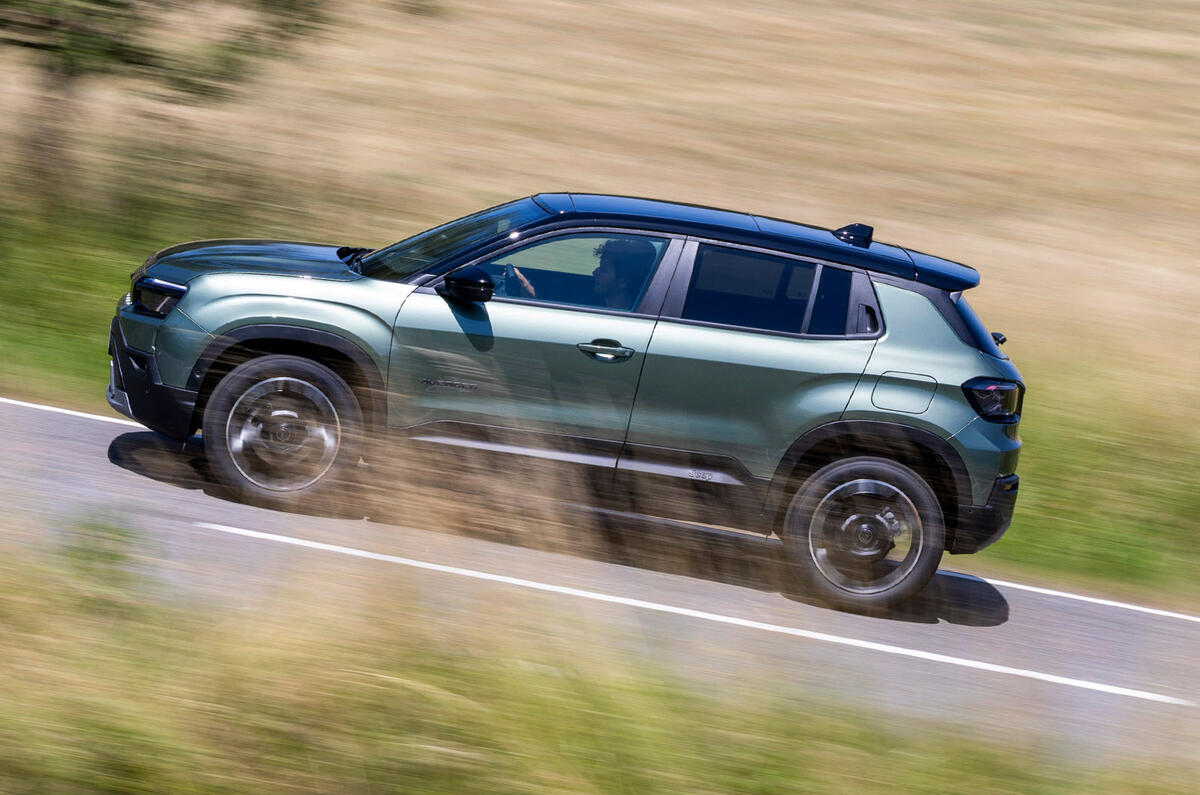 Jeep Avenger 4xe EV review 2026 002