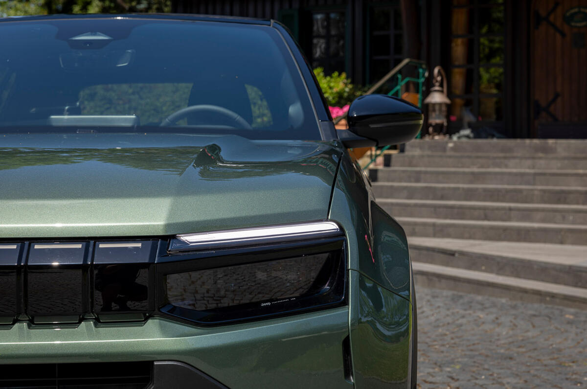 Jeep Avenger 4xe EV review 2026 004