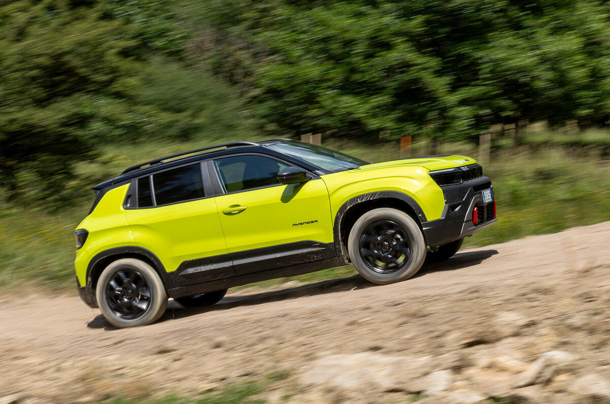 Jeep Avenger 4XE review 2026 013