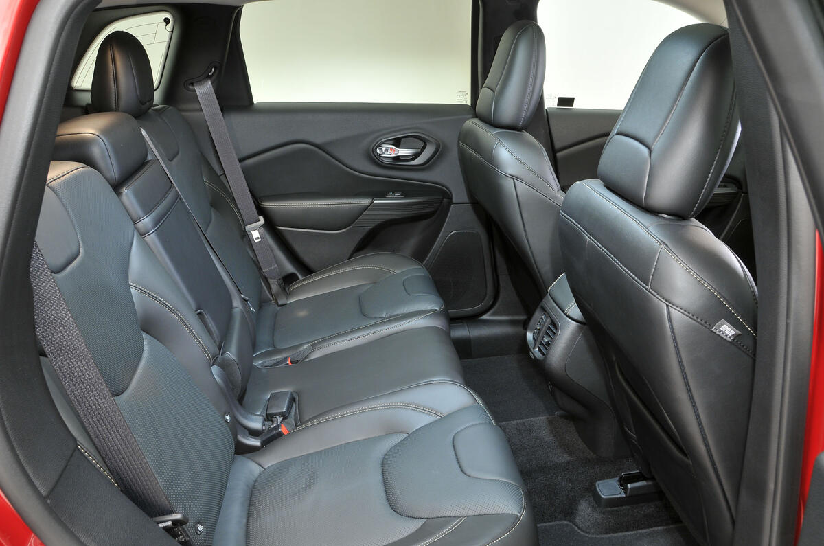 Jeep Cherokee rear seats