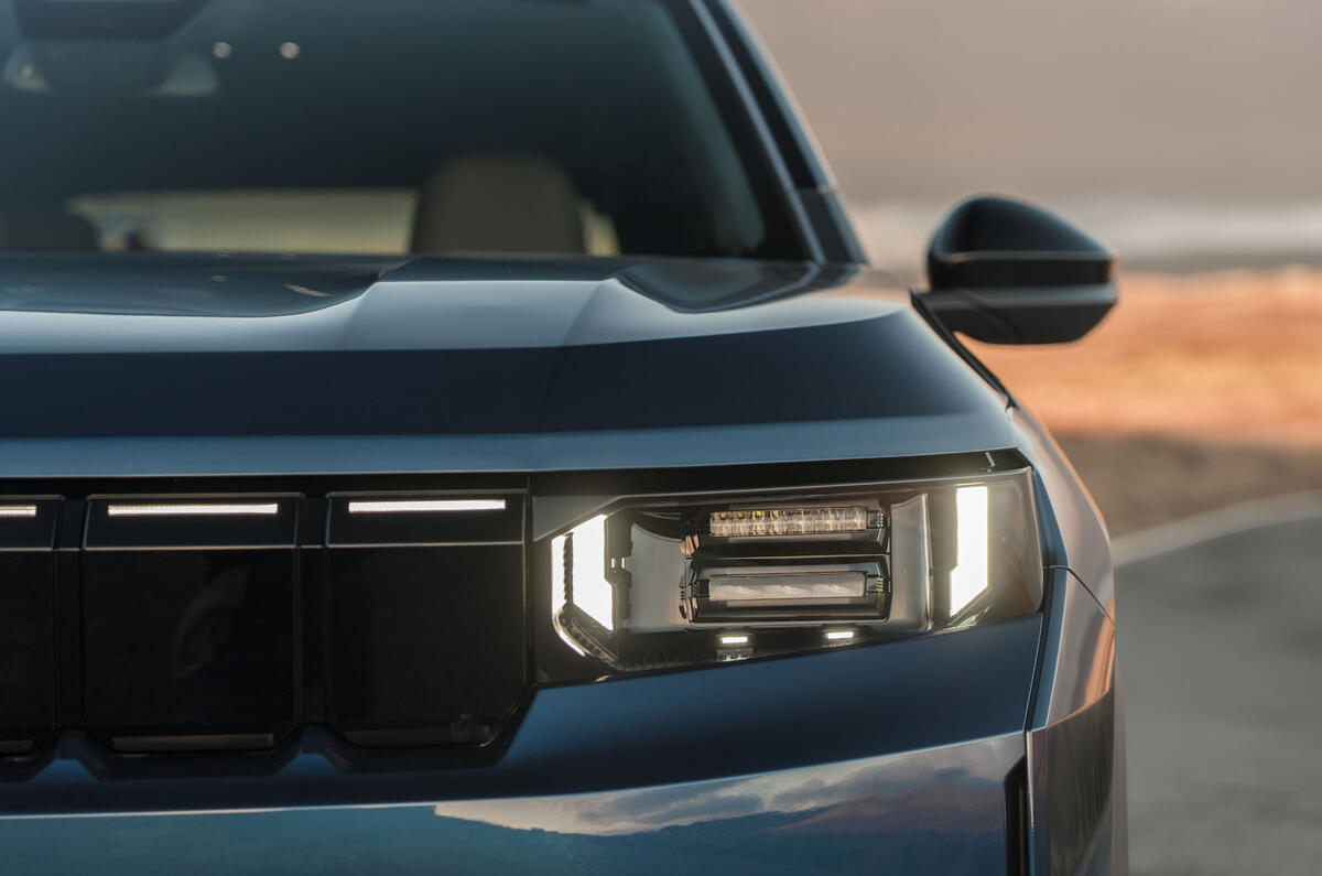 Jeep Compass E Hybrid review 2026 005