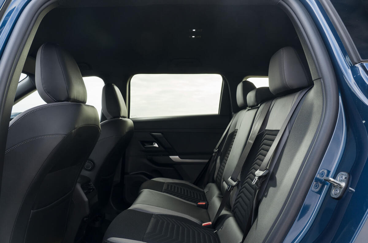 Jeep Compass E Hybrid review 2026 012