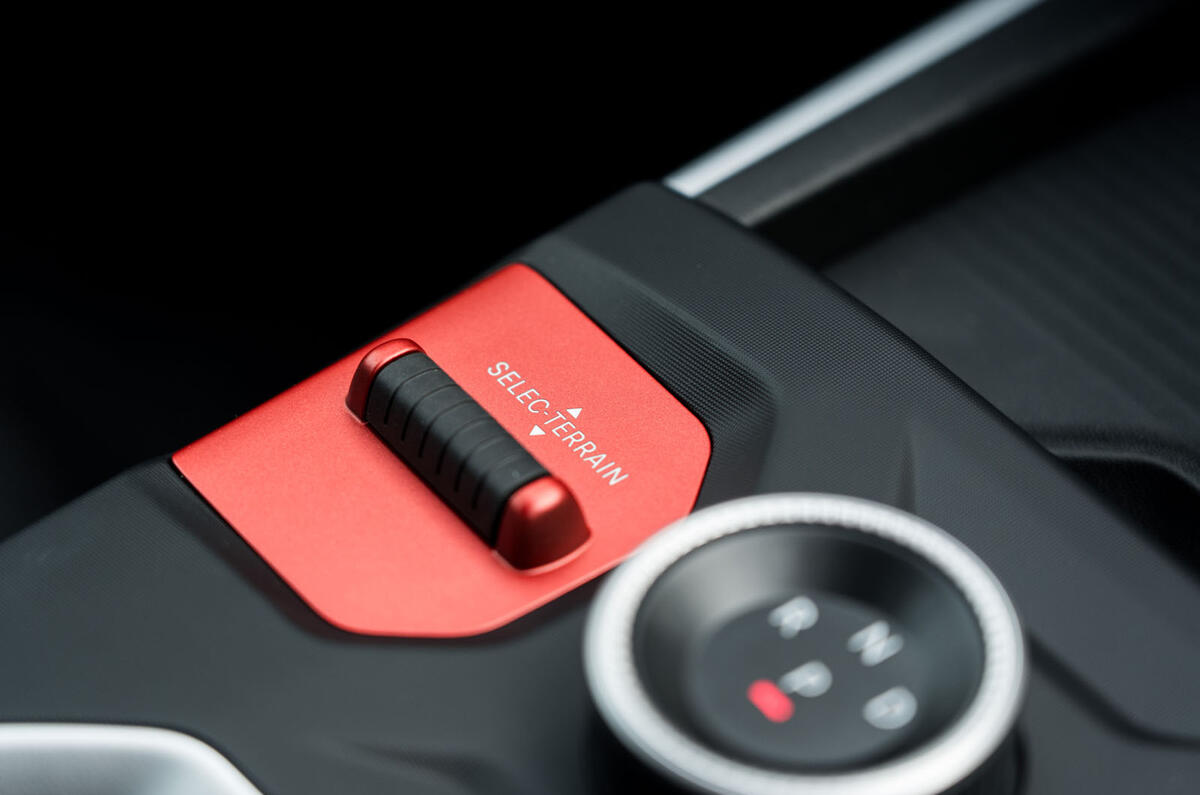 Jeep Compass E Hybrid review 2026 014