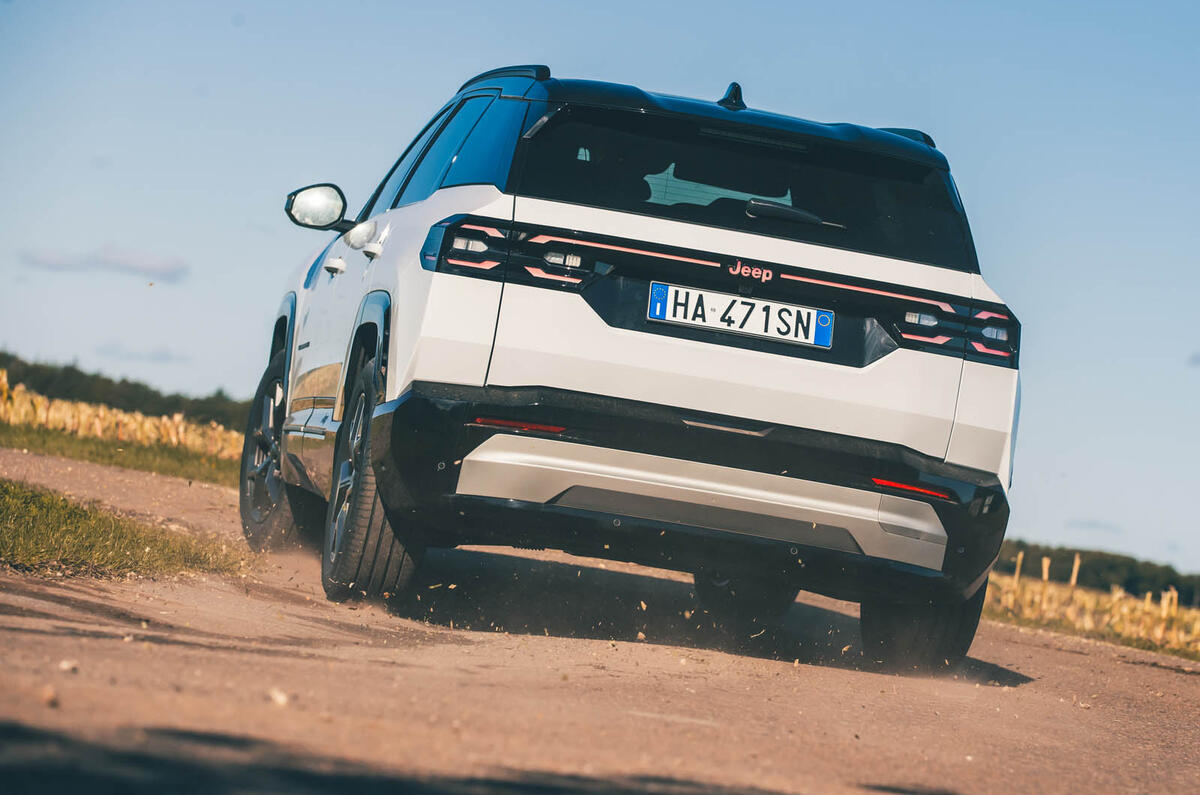 Jeep Compass HEV review 2025 023 Jeep Compass HEV review 2025 023