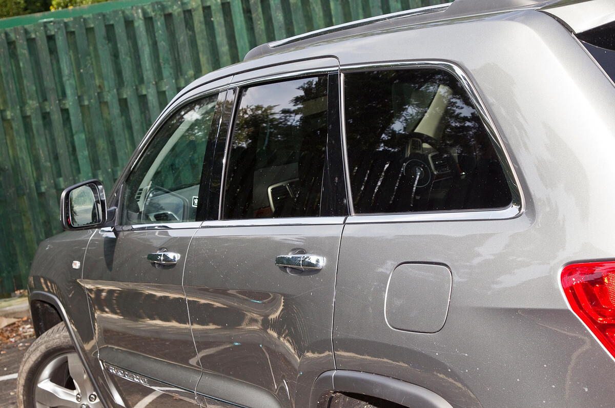 Jeep Grand Cherokee roof rails