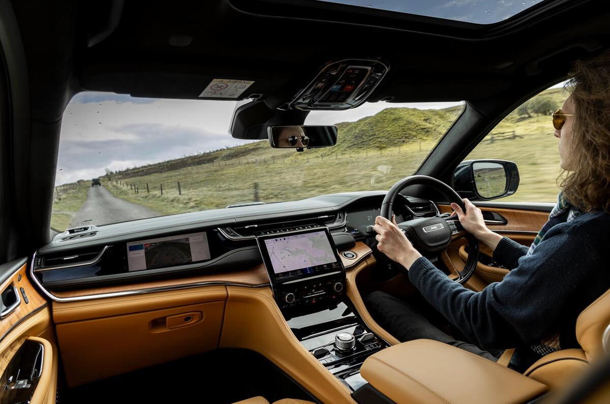 jeep grand cherokee review 2024 07 driving jeep grand cherokee review 2024 07 driving