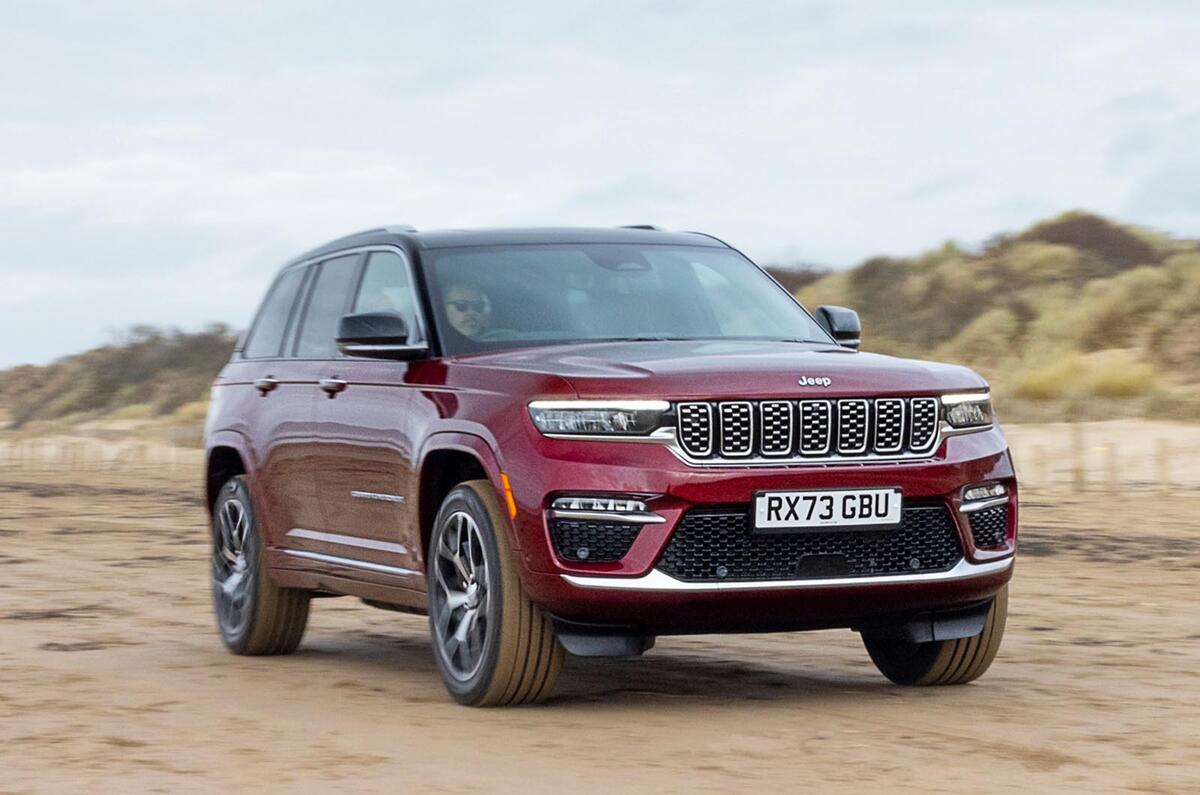 jeep grand cherokee review 2024 18 front tracking jeep grand cherokee review 2024 18 front tracking