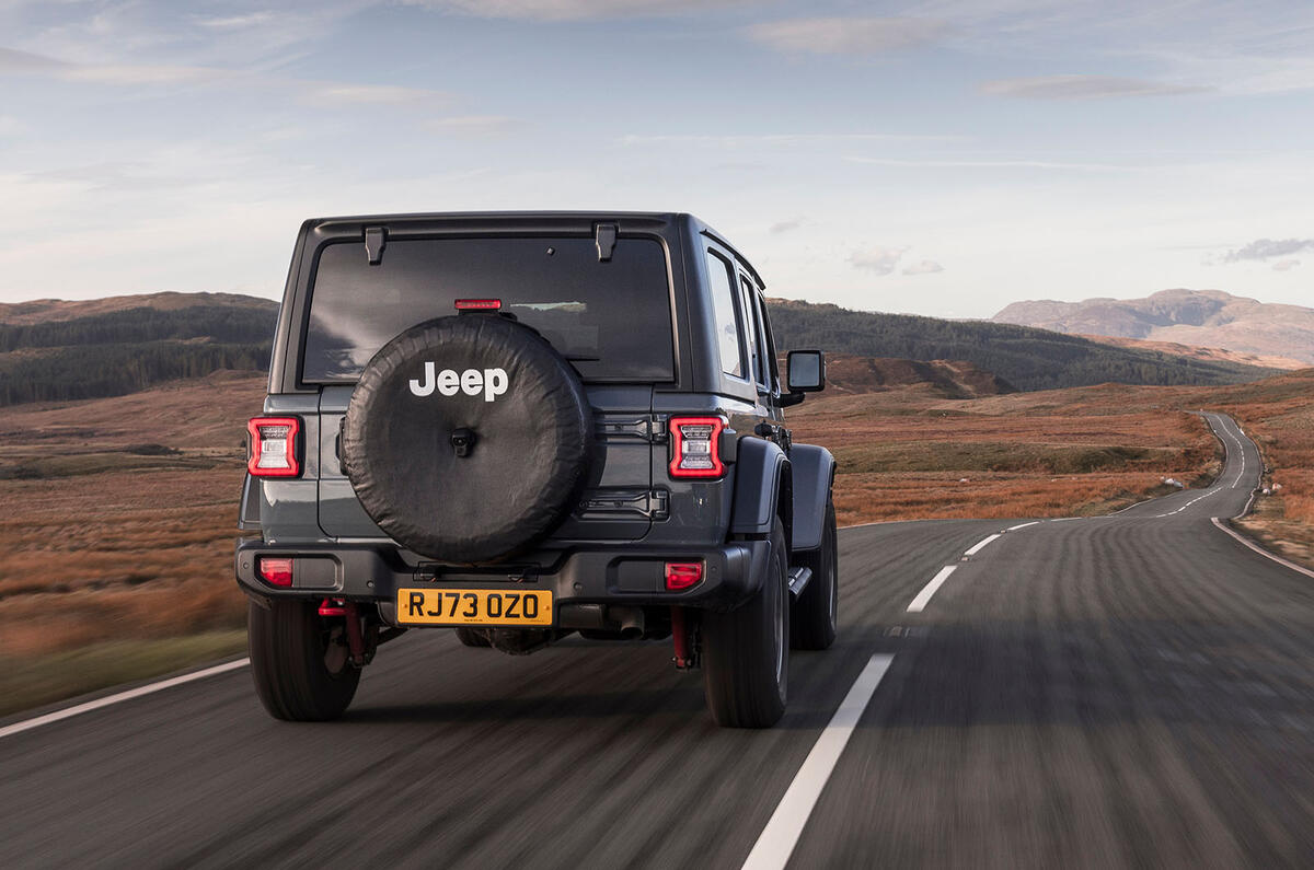 jeep wrangler review 2024 03 tracking rear jeep wrangler review 2024 03 tracking rear