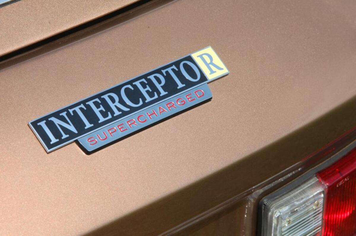 JIA Interceptor R badging