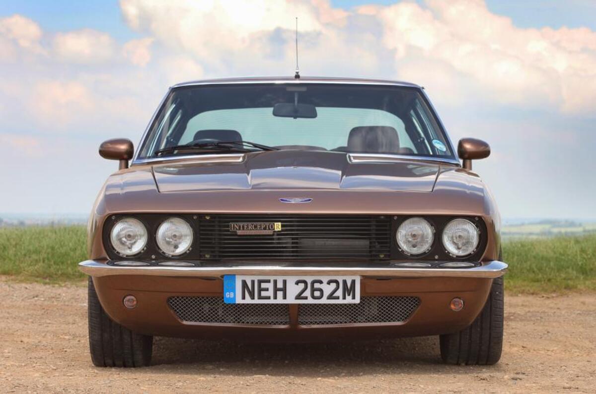 JIA Interceptor R front end