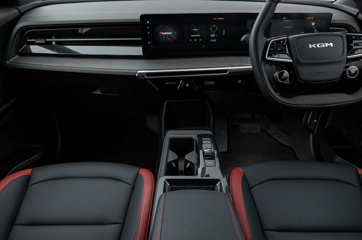 KGM Actyon review 2025010 interior