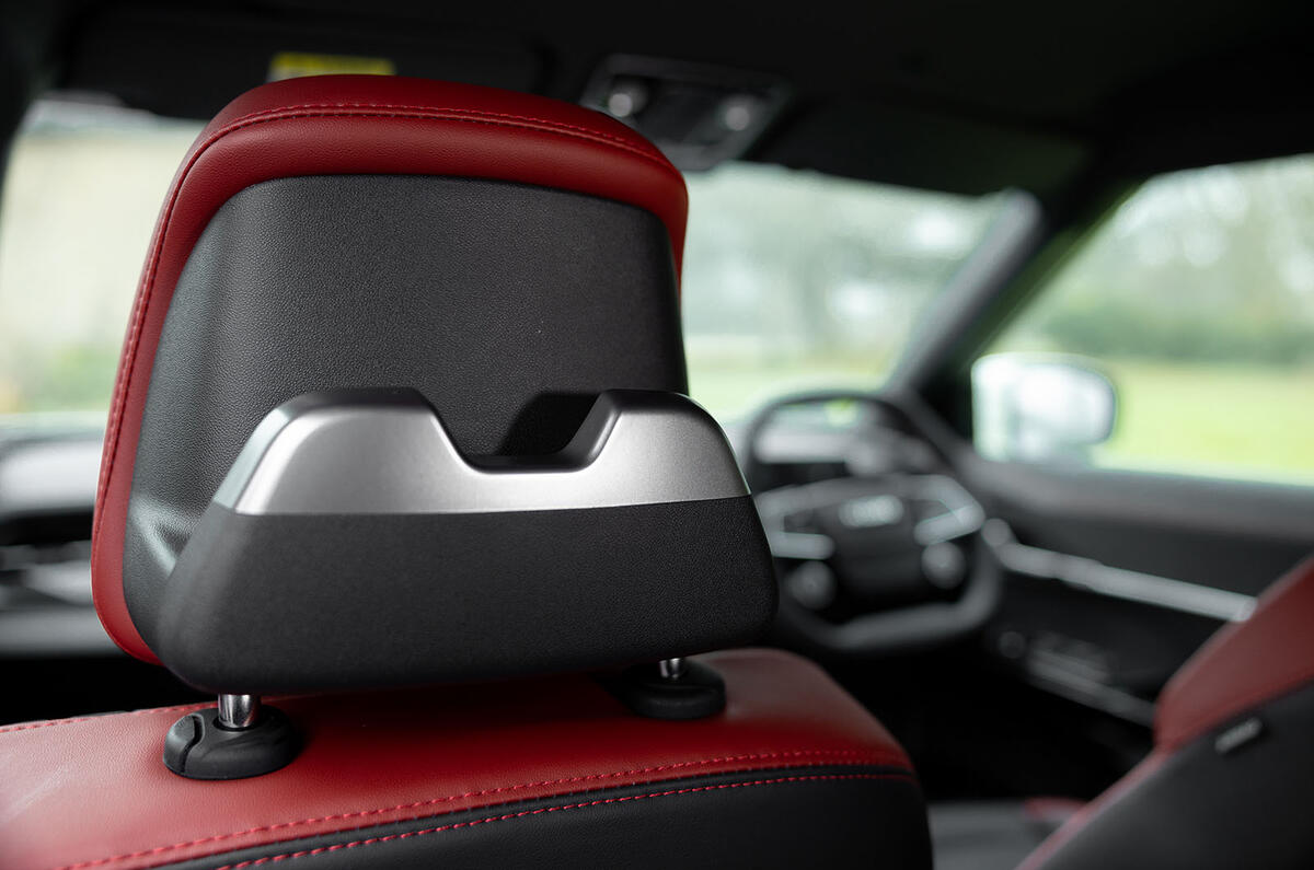 KGM Actyon review 2025018 headrest