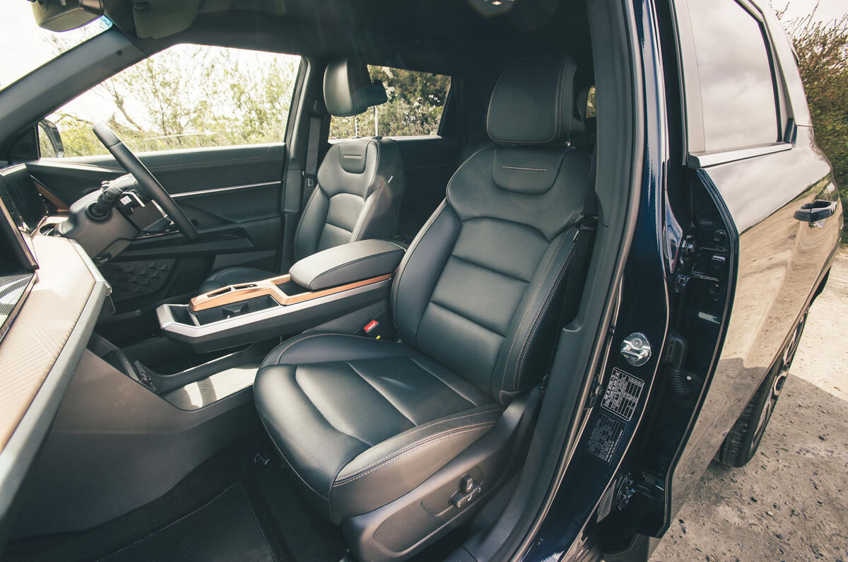 KGM Torres review 2025 17 front seats