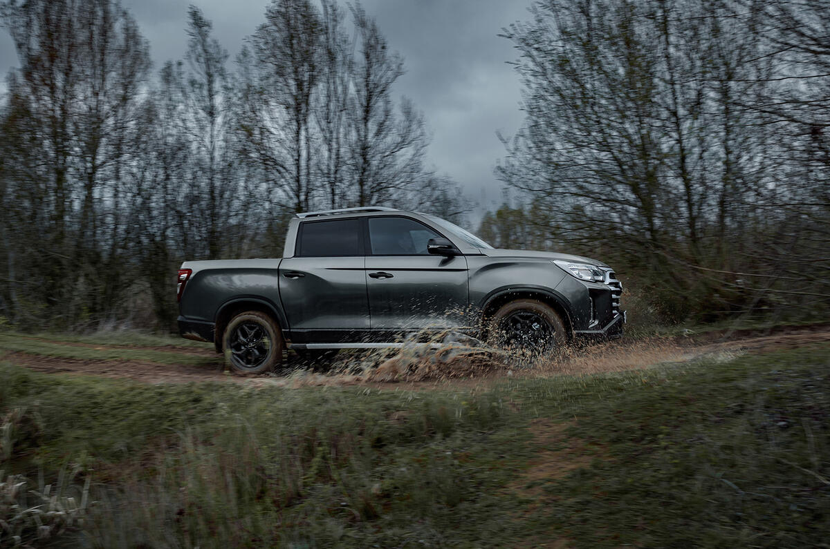 KGM Musso panning KGM Musso panning