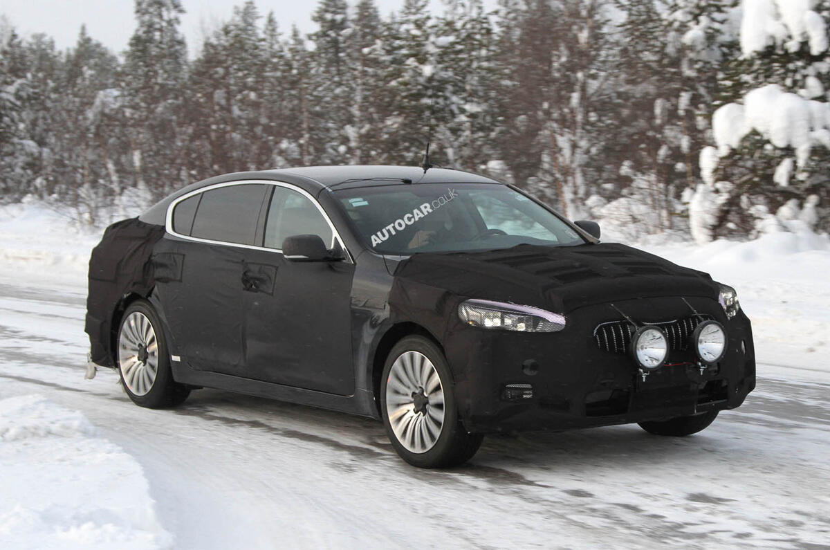 New Kia flagship spied