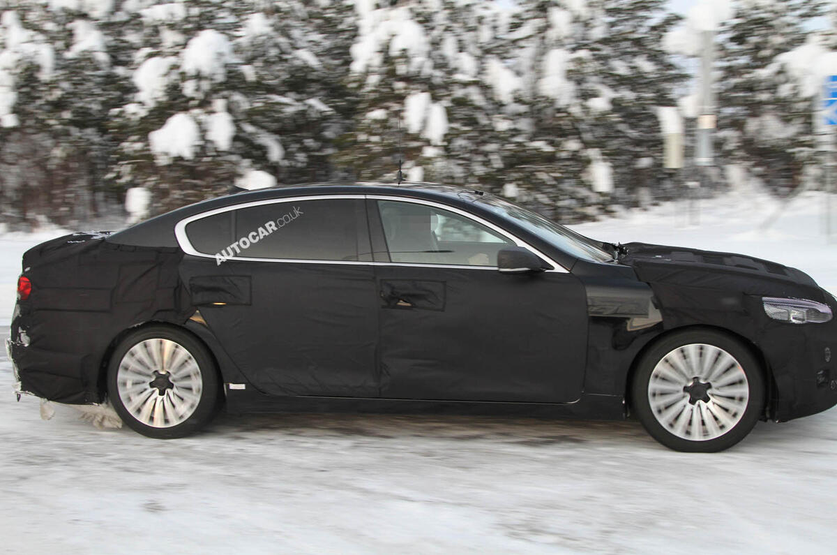New Kia flagship spied