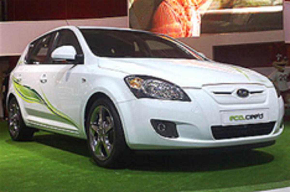 Kia unveils green Cee’d