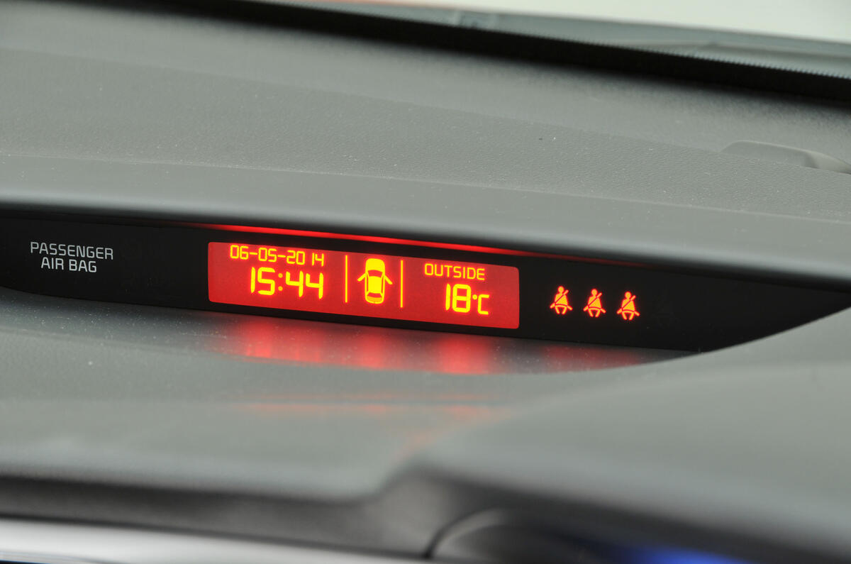 Kia Cee'd information display