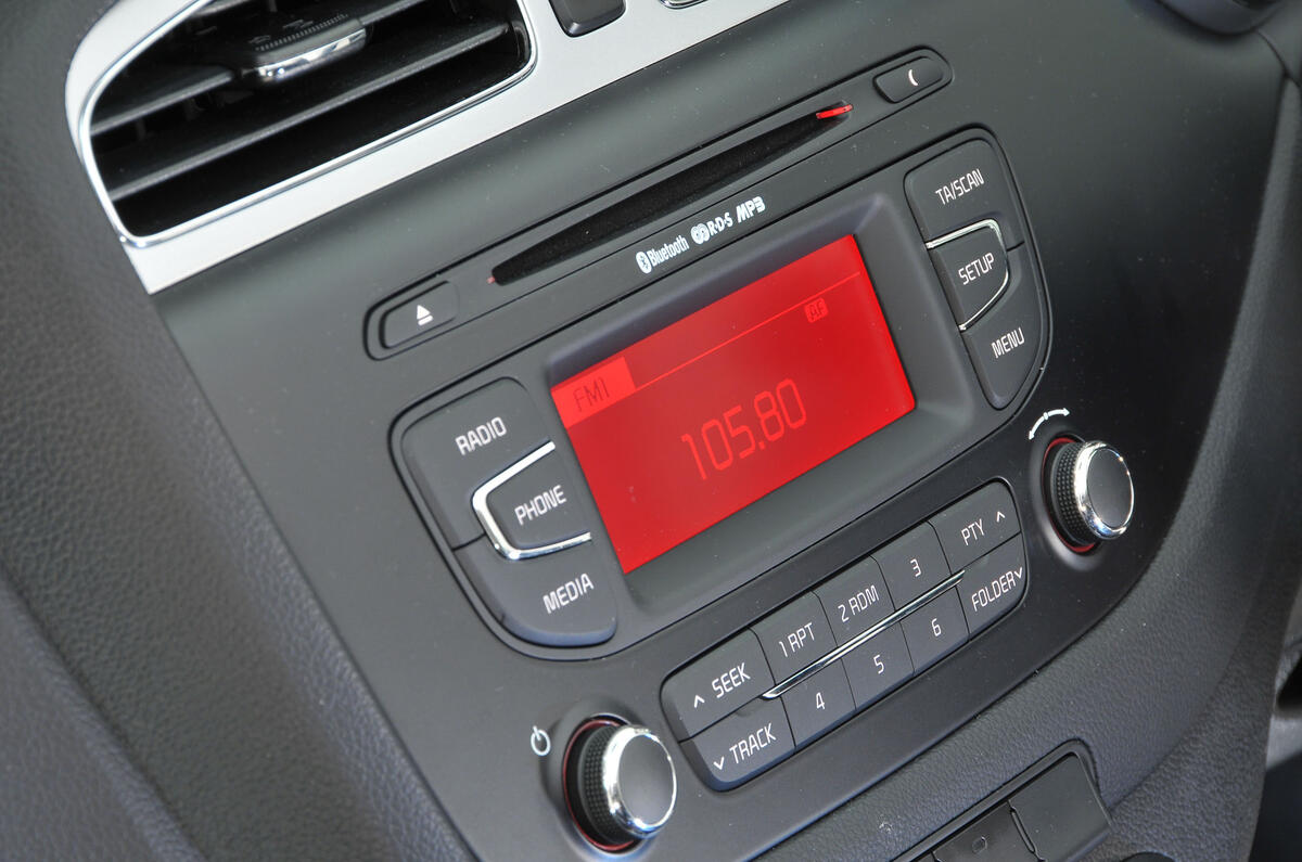 Kia Cee'd infotainment system