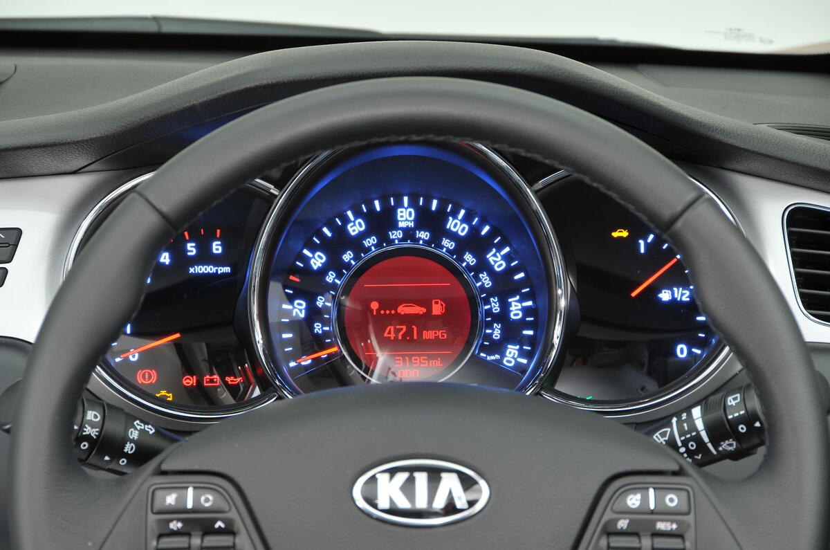 Kia Cee'd instrument cluster