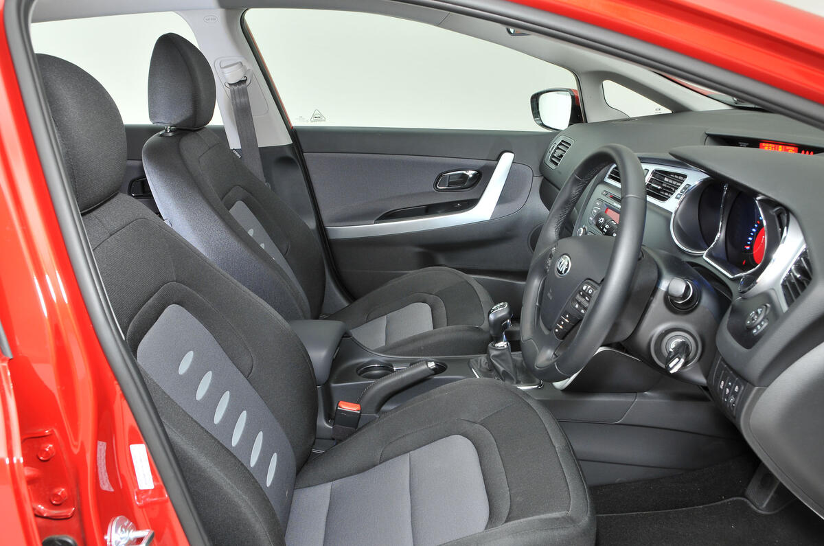 Kia Cee'd interior